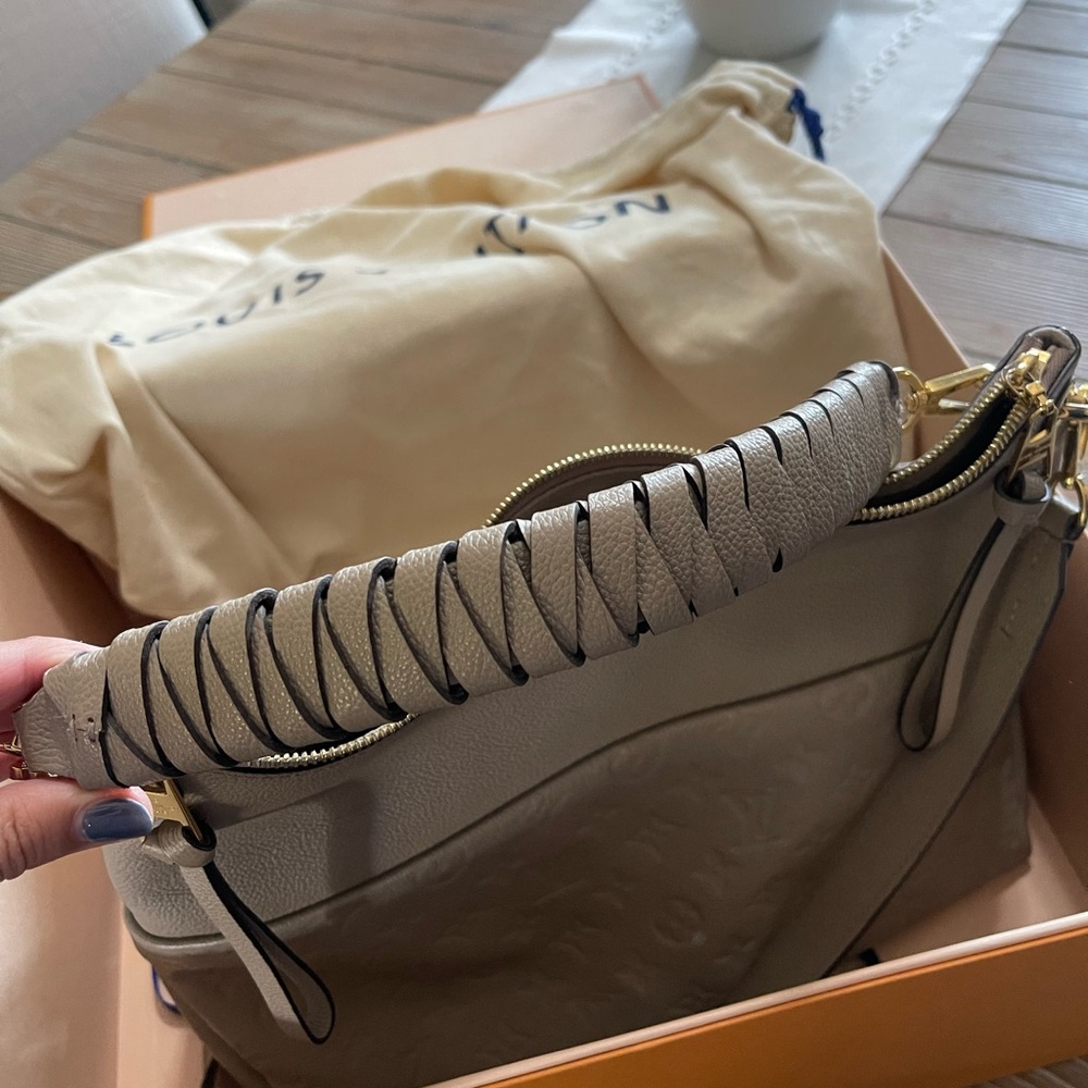 Louis Vuitton Maida Hobo Authentic - Picture 15 of 15